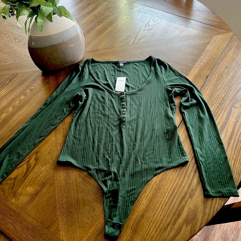 Ribbed Green Long Sleeve Bodysuit
